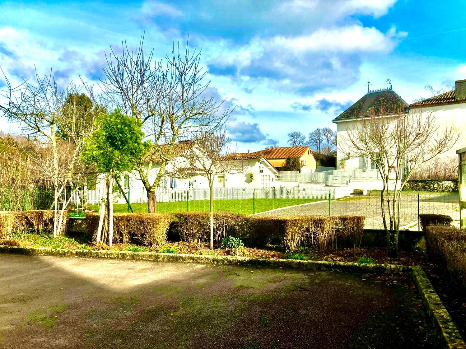 Gite Des Lavandes Oradour-Fanais Ngoại thất bức ảnh